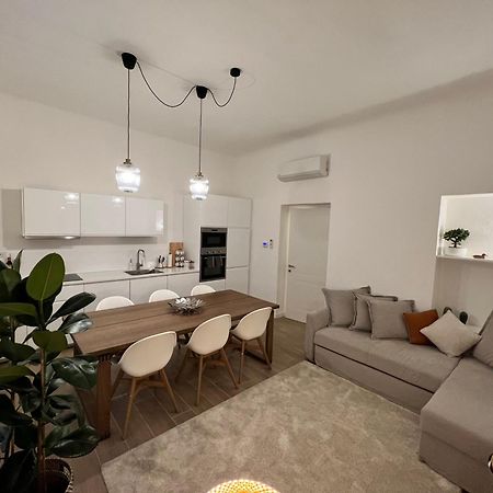 Spacious 3 Bedroom Apartment ミラノ エクステリア 写真